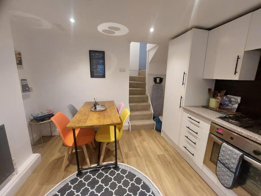 Вилла Clifftop Mews - Westcliff - Ramsgate - Pet Friendly! Экстерьер фото